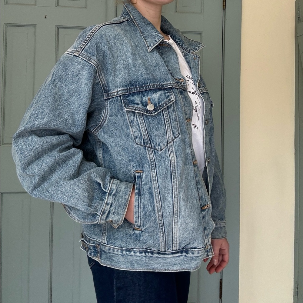 Denim Forum The  Vintage Denim Jacket Size L The Vintage Jacket  100% Cotton